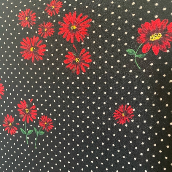 Women’s Mock Turtleneck Black & Red Floral Dress Large - Picture 5 of 8